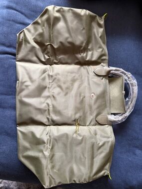 Longchamp Le Pliage travel bag olive green